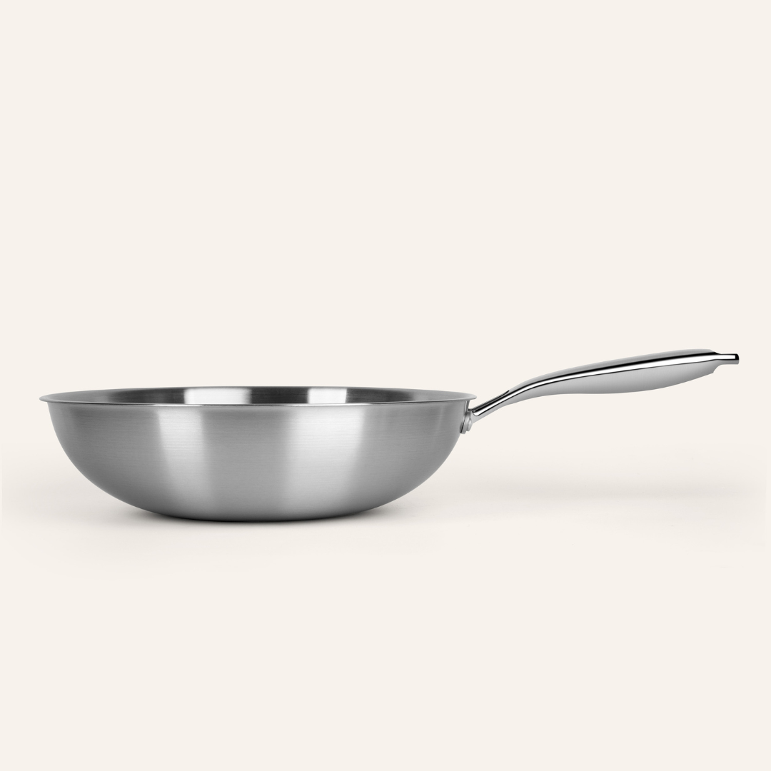Wok en titane martelé pro